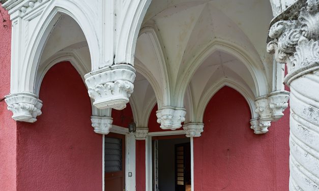 ANTES DE ALCANZAR EL PUENTE