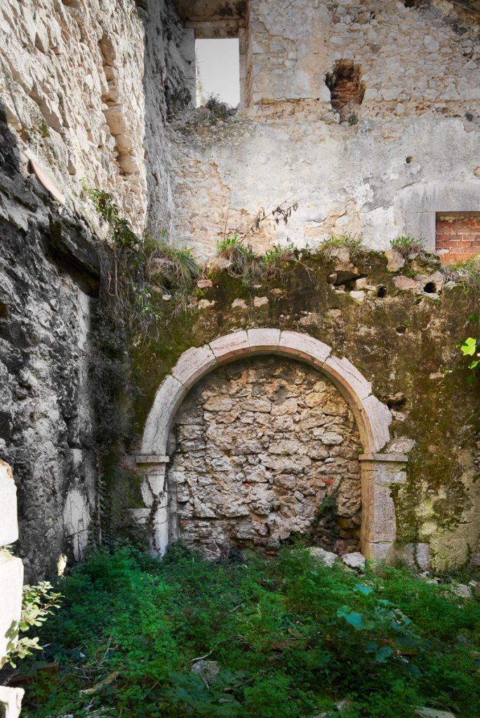 Ruinas del Palacio de los Duque de Estrada en Llanes