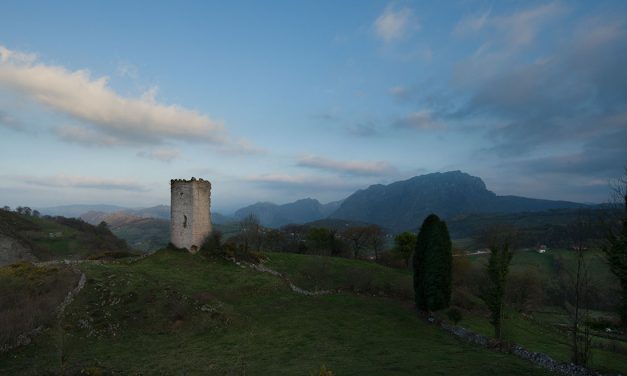 TORRE DE PEÑERUDES